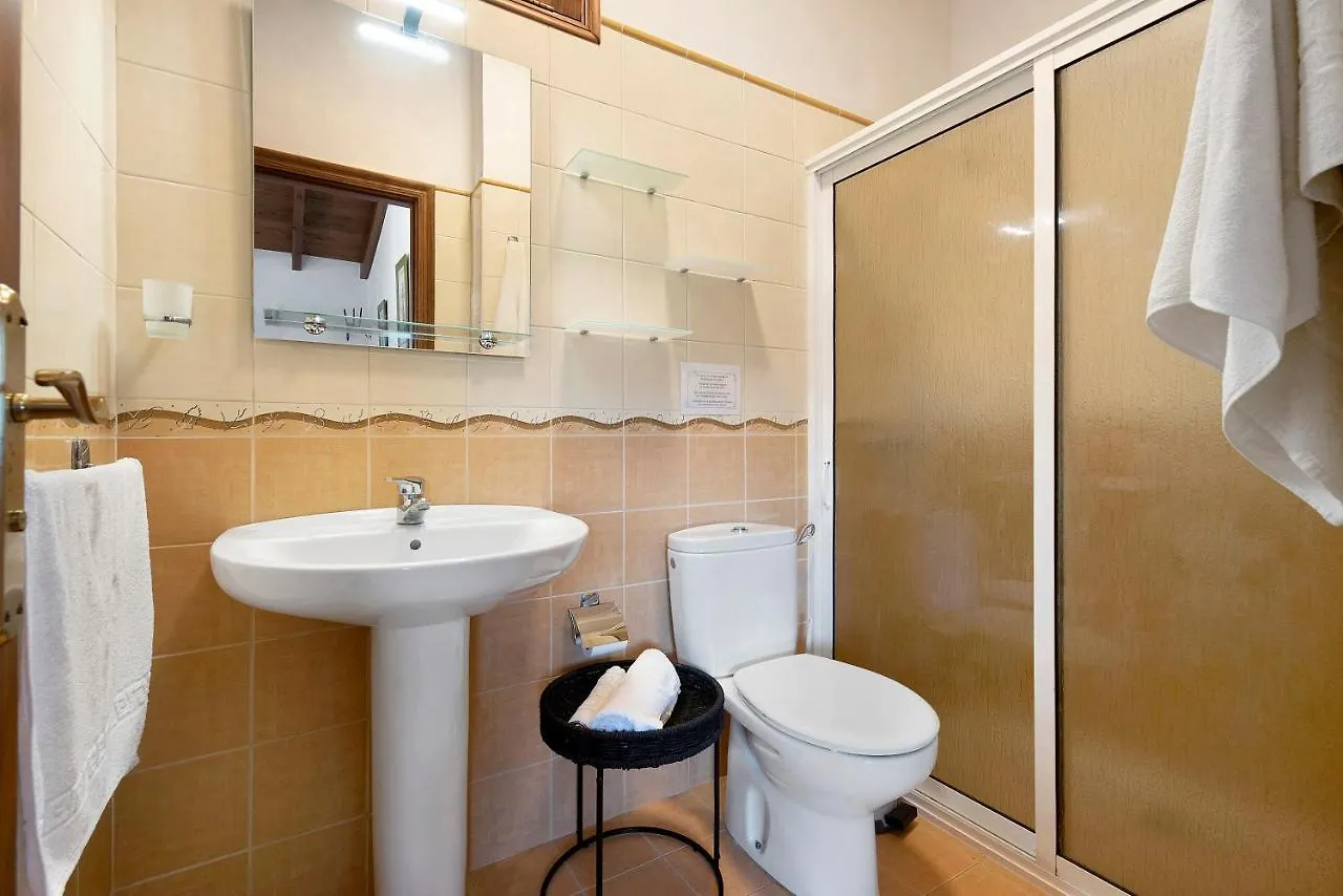 Apartamento Tily Icod De Los Vinos 0*,
